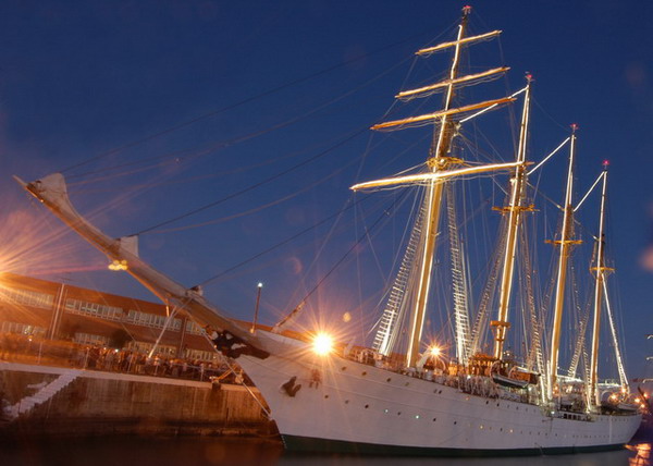 Regata del Bicentenario