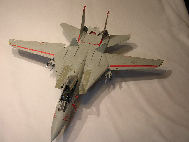 F-14 TOMCAT