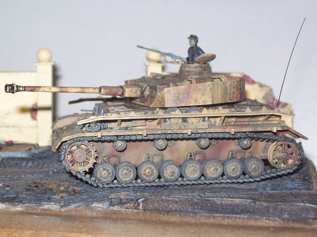 PANZER IV AUSF J